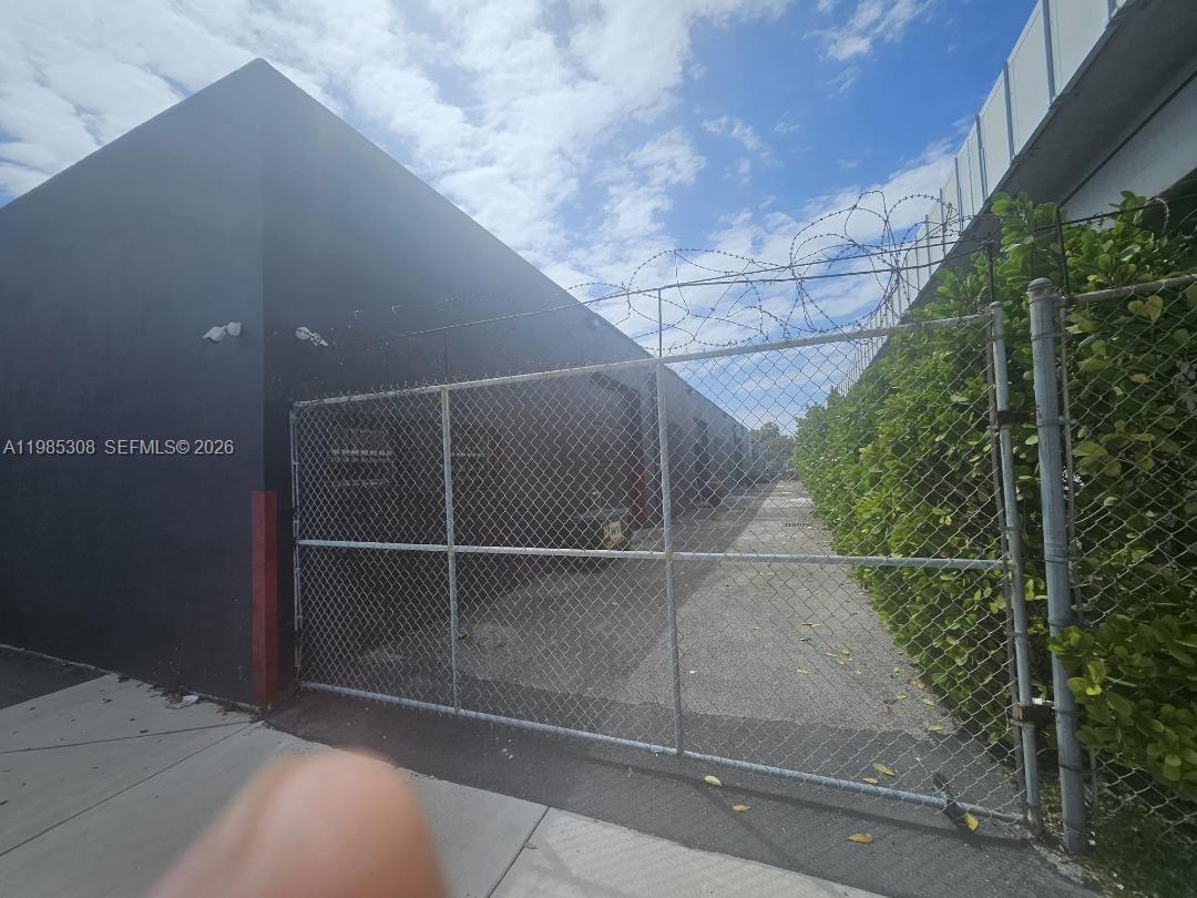   /   sq. ft. $ 2026-03-18 0 Photo