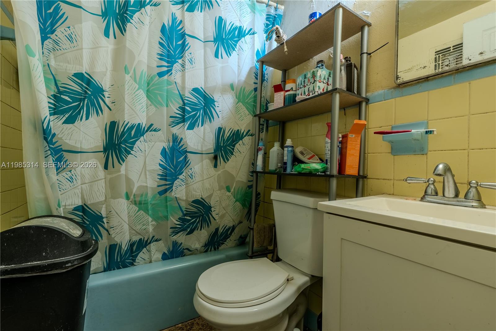   /   кв.футов $ 2026-03-18 0 Фото