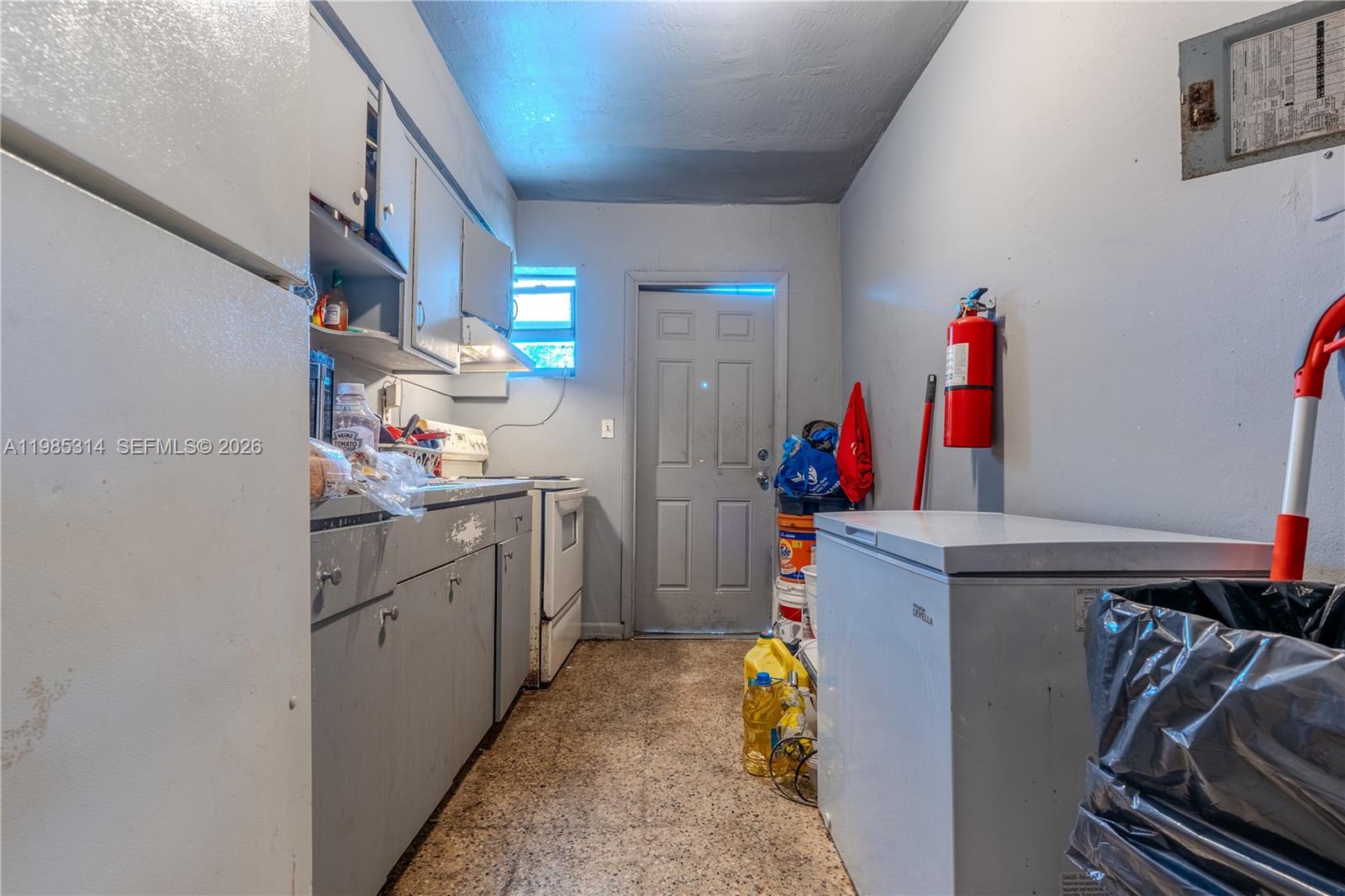   /   кв.футов $ 2026-03-18 0 Фото