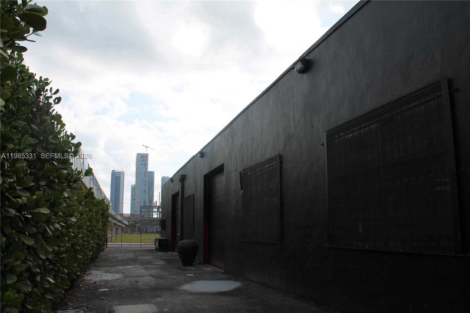   /   sq. ft. $ 2026-03-18 0 Photo