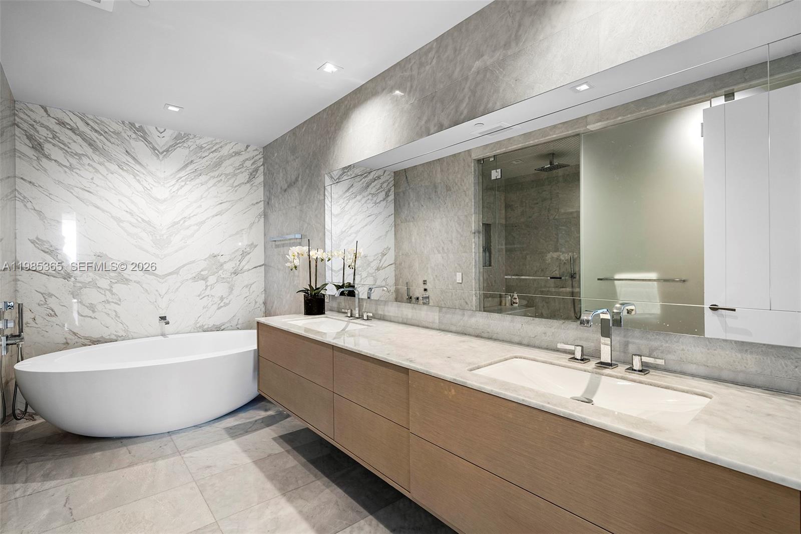 3901 4 / 6 3625 sq. ft. $ 2026-03-18 0 Photo