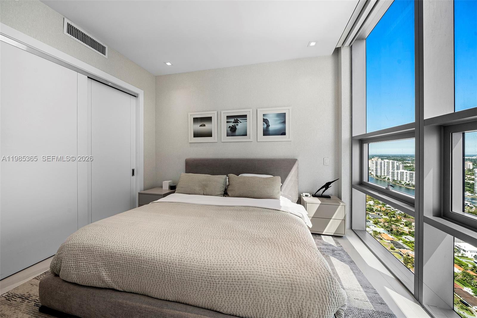 3901 4 / 6 3625 sq. ft. $ 2026-03-18 0 Photo