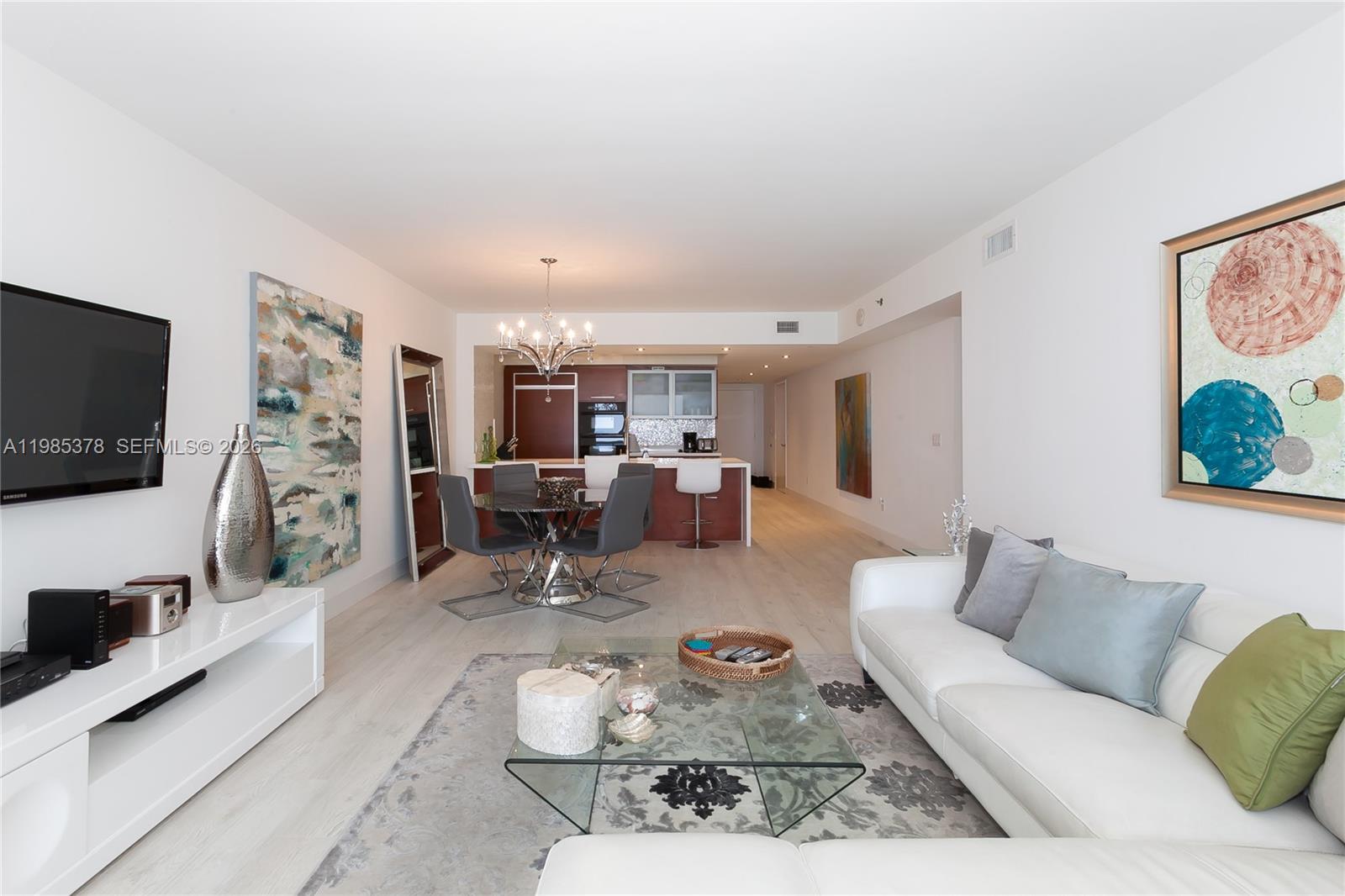 3711 3 / 2 1554 sq. ft. $ 2026-03-18 0 foto