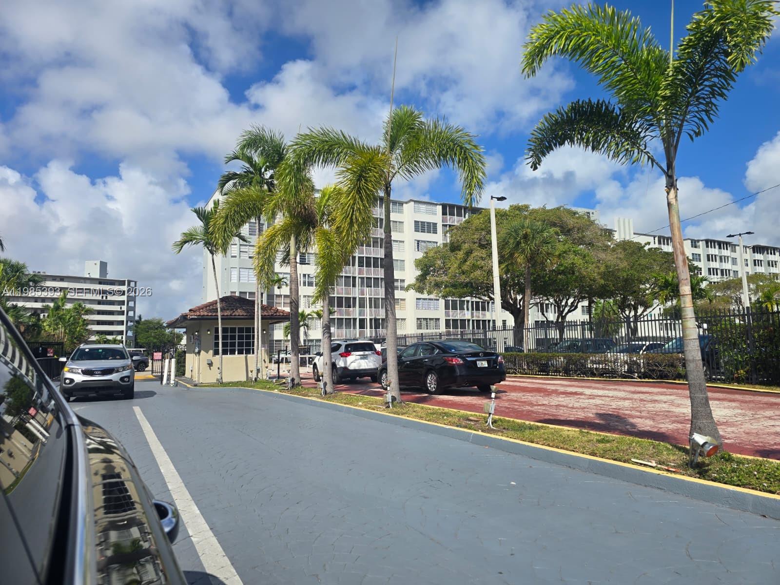 407-2 2 / 1 947 sq. ft. $ 2026-03-18 0 foto