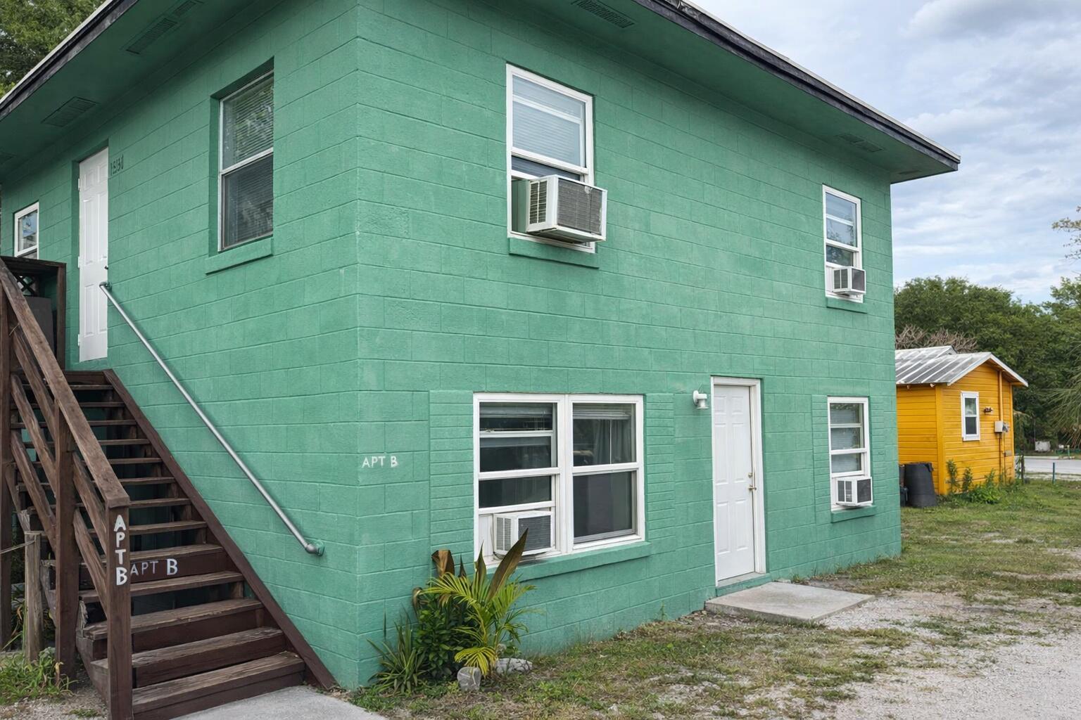 Ver detalles / 0 3042 sq. ft. $ 2026-06-21 0 foto