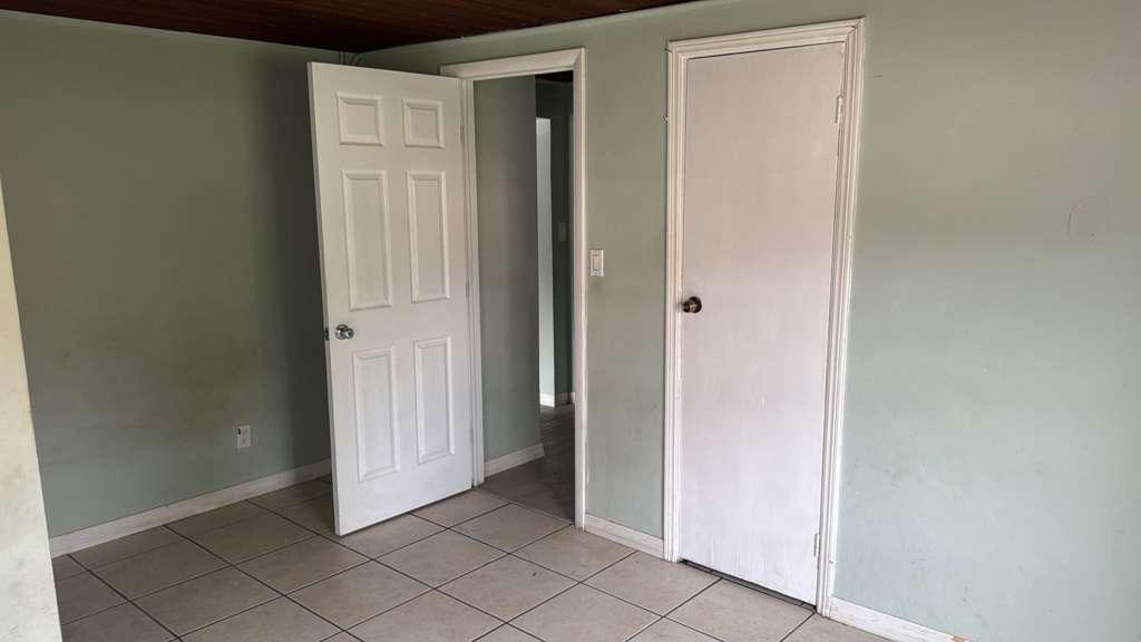 Ver detalles / 0 3042 sq. ft. $ 2026-06-21 0 foto