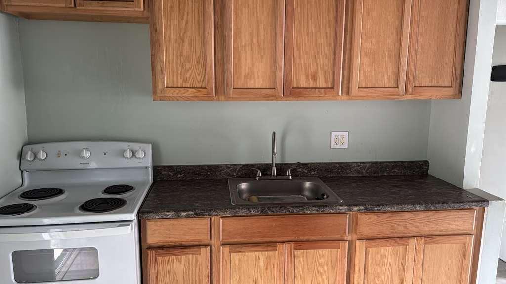 Ver detalles / 0 3042 sq. ft. $ 2026-06-21 0 foto
