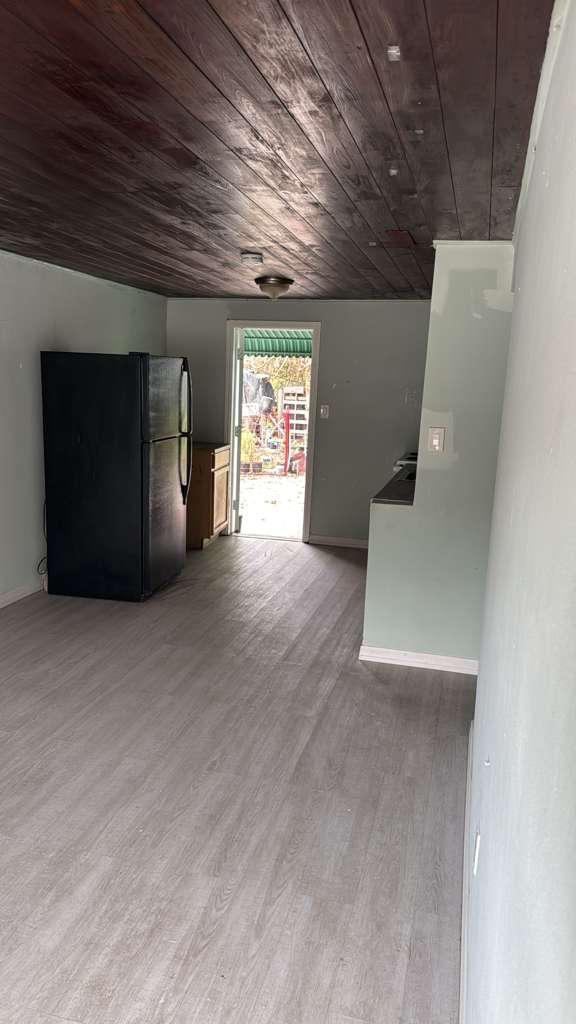 Ver detalles / 0 3042 sq. ft. $ 2026-06-21 0 foto