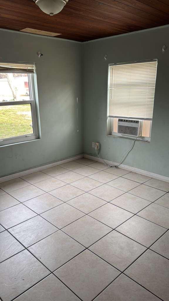 Ver detalles / 0 3042 sq. ft. $ 2026-06-21 0 foto