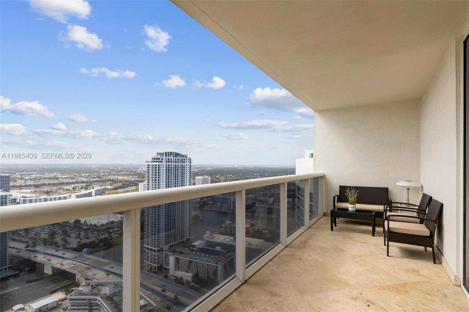 4706 2 / 2 1458 sq. ft. $ 2026-05-27 0 foto