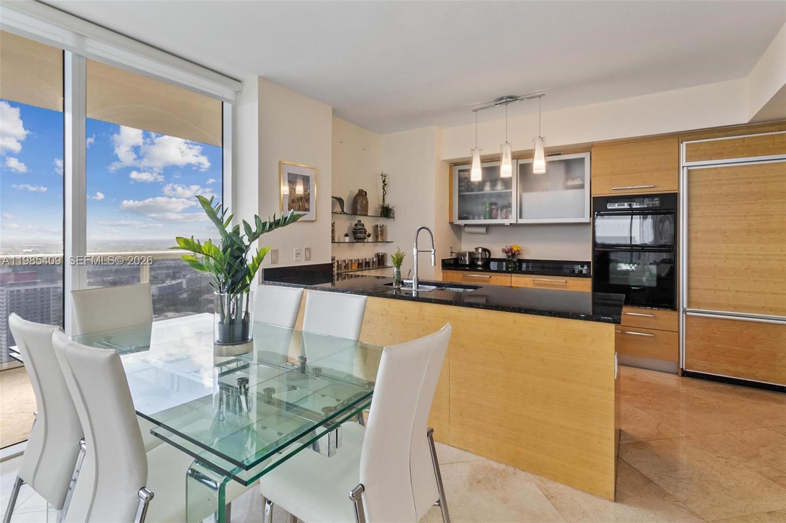 4706 2 / 2 1458 sq. ft. $ 2026-05-27 0 foto