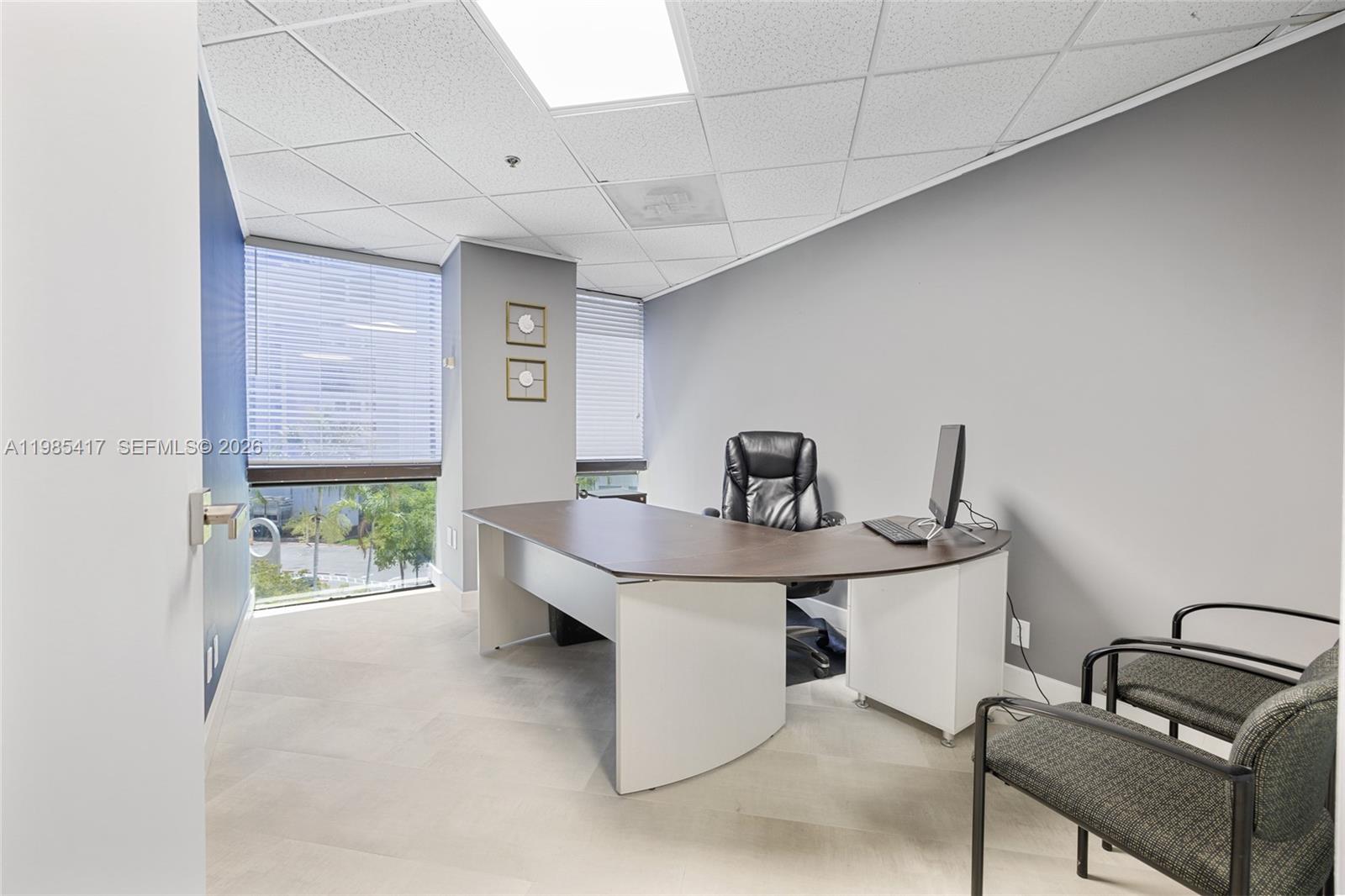 503  /   sq. ft. $ 2026-03-18 0 foto