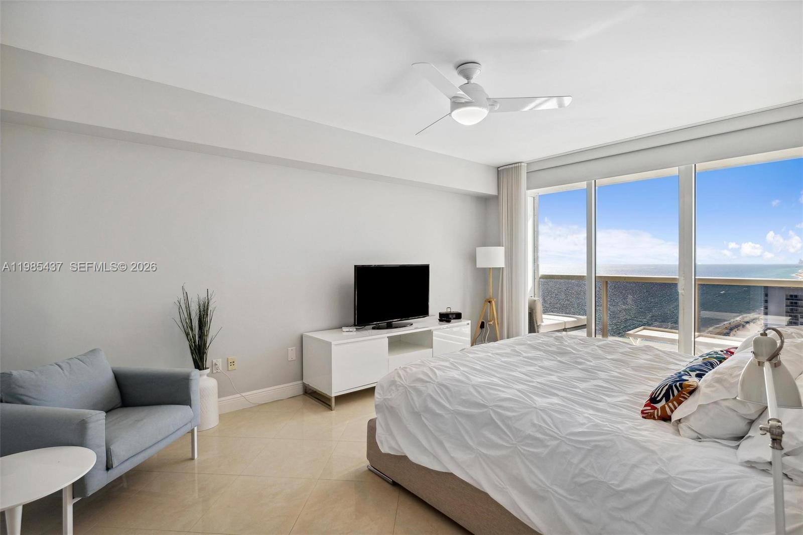 2703 3 / 3 1733 sq. ft. $ 2026-03-18 0 Photo