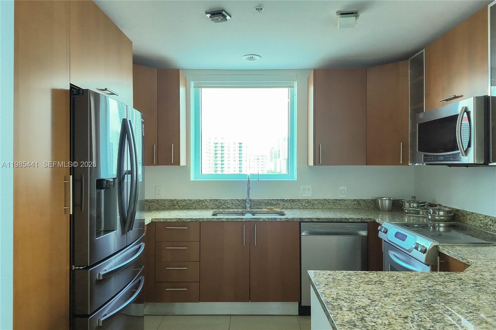 Photo of 1945 Ocean Dr  #1114, Hallandale Beach, Florida, 33009 - 