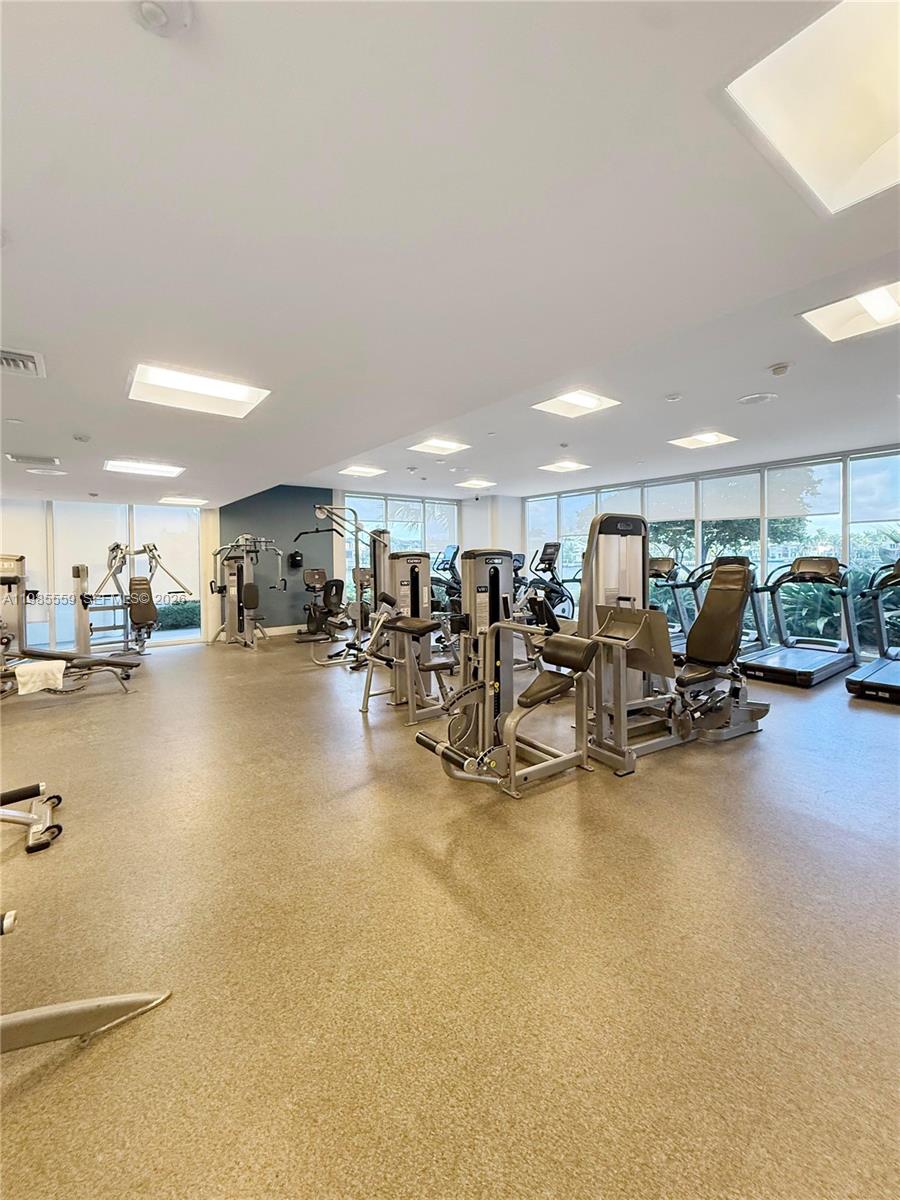 Photo of 20281 Country Club Dr  #2409, Aventura, Florida, 33180 - 