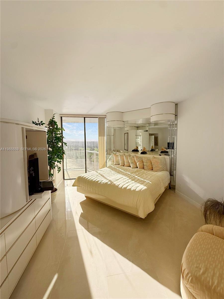 Photo of 20281 Country Club Dr  #2409, Aventura, Florida, 33180 - 