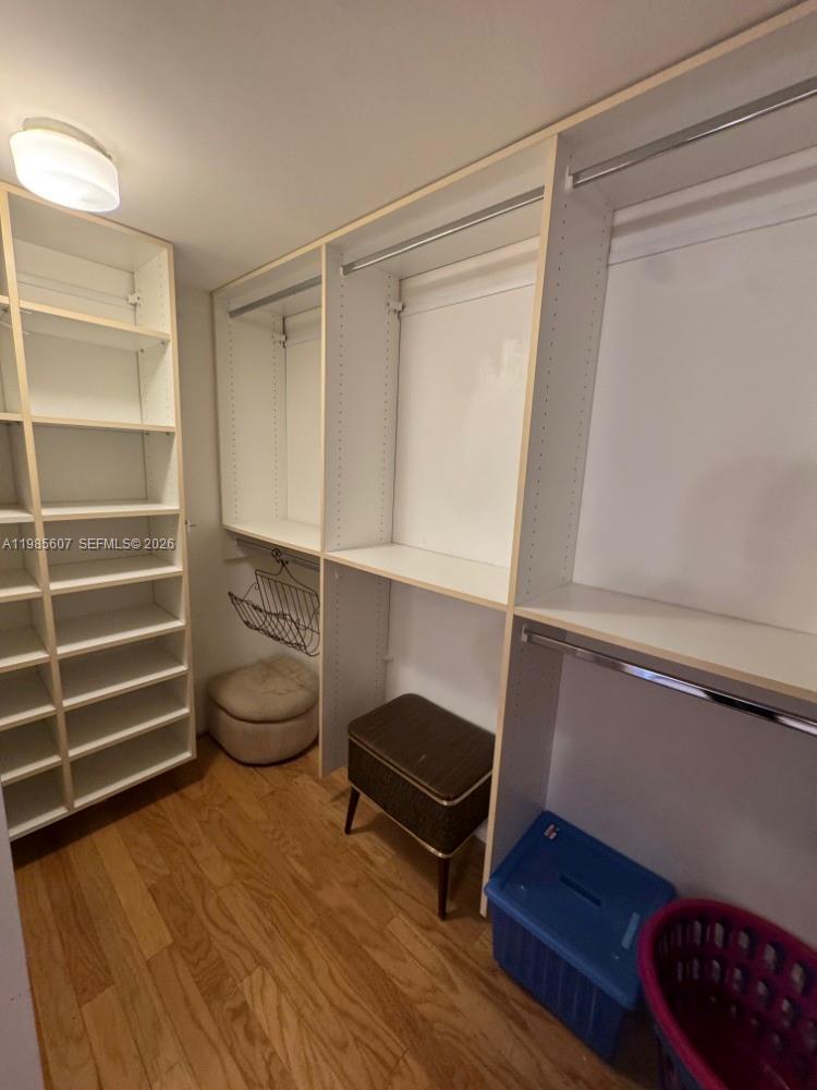 Photo of 3675 Country Club Dr  #508, Aventura, Florida, 33180 - 