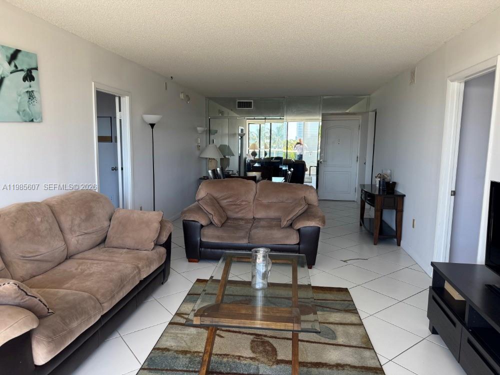 Photo of 3675 Country Club Dr  #508, Aventura, Florida, 33180 - 