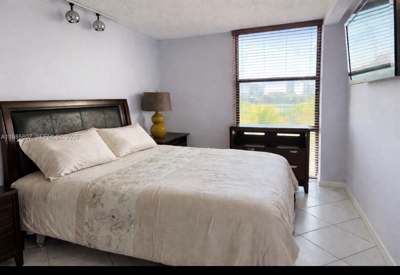 Photo of 3675 Country Club Dr  #508, Aventura, Florida, 33180 - 