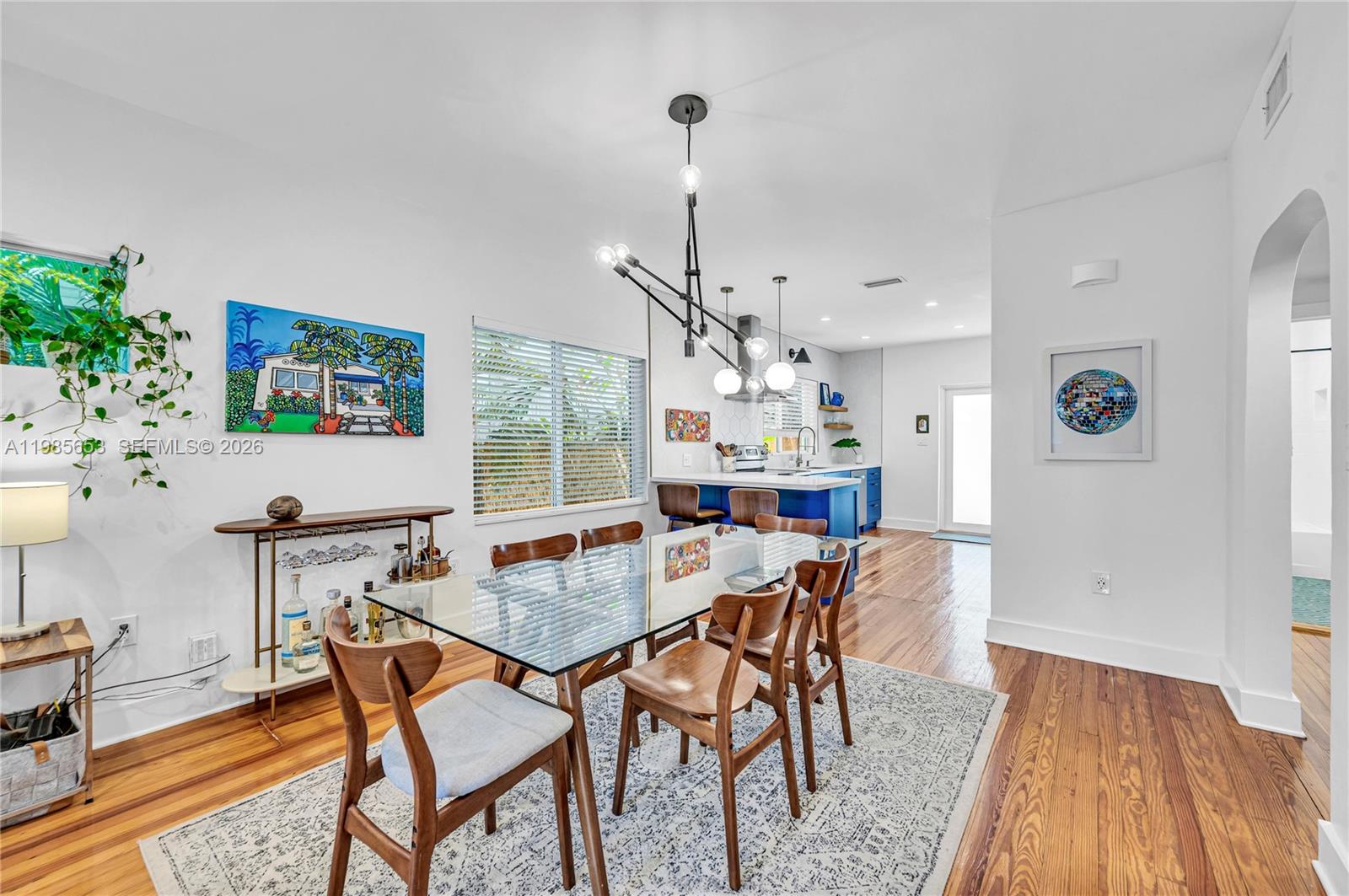   /  2736 кв.футов $ 2026-03-19 0 Фото