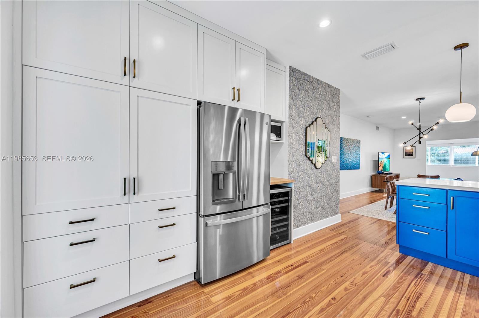   /  2736 кв.футов $ 2026-03-19 0 Фото