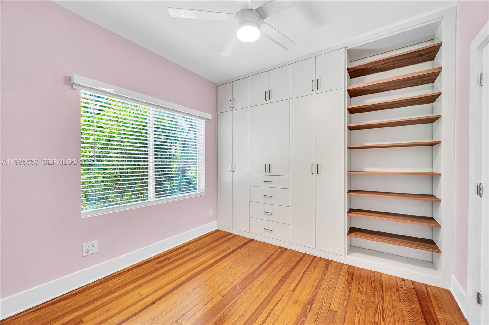   /  2736 кв.футов $ 2026-03-19 0 Фото