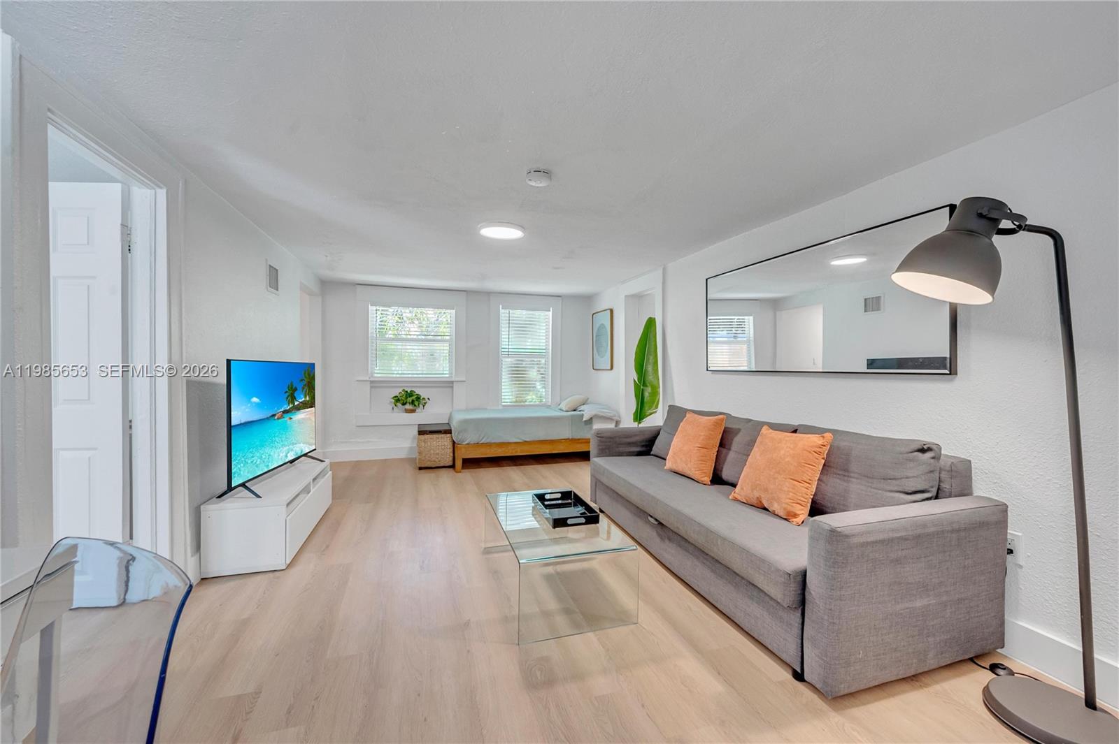   /  2736 кв.футов $ 2026-03-19 0 Фото