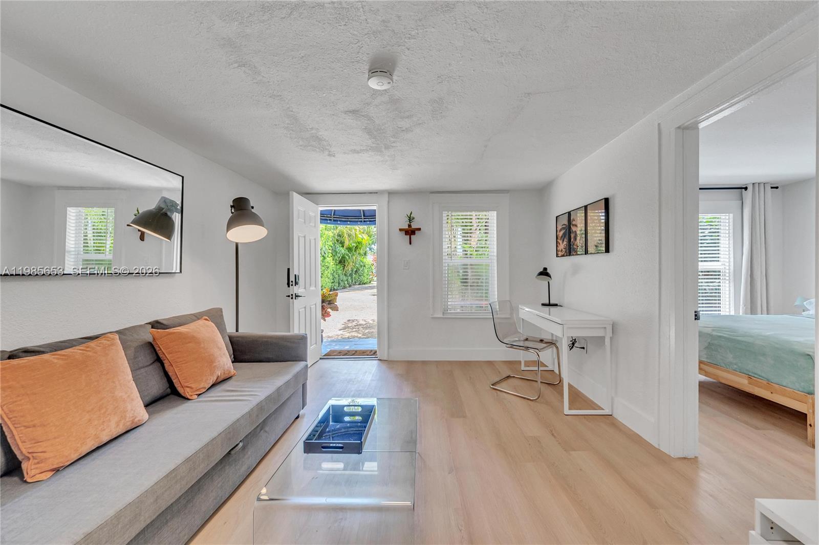   /  2736 кв.футов $ 2026-03-19 0 Фото