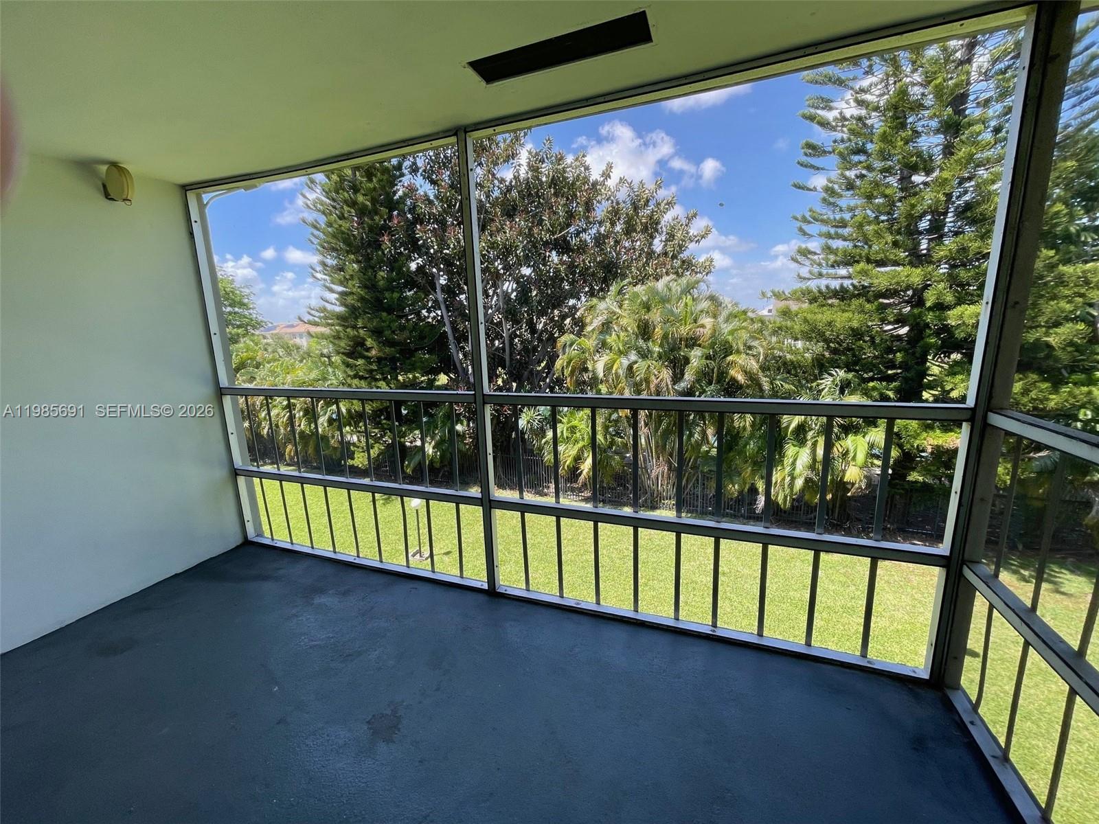 See details 308 1 / 2 744 sq. ft. $ 2026-05-16 0 Photo