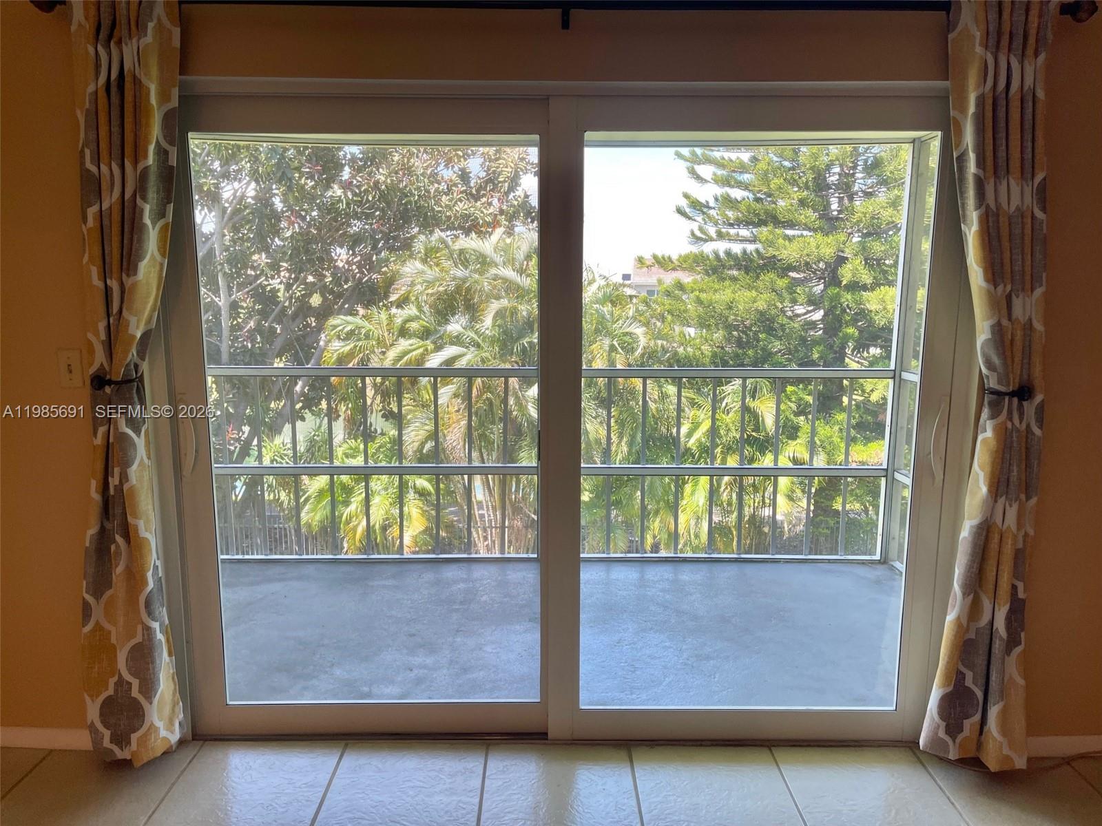 See details 308 1 / 2 744 sq. ft. $ 2026-05-16 0 Photo