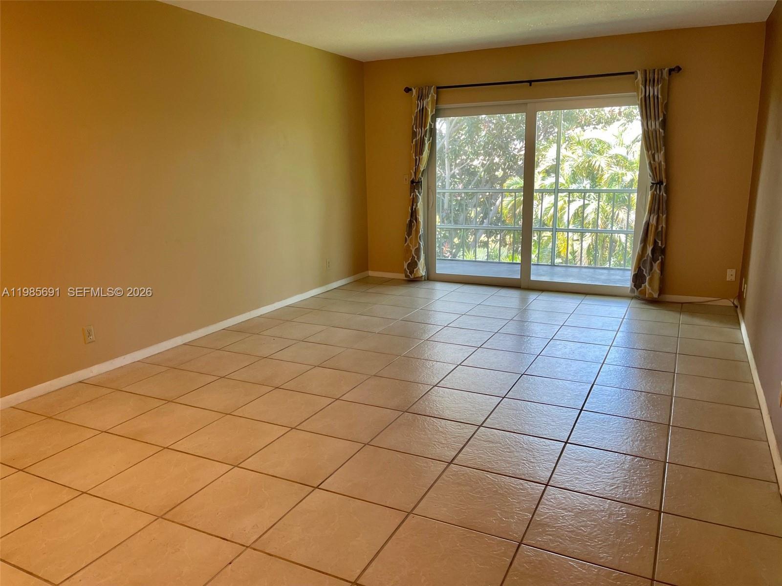See details 308 1 / 2 744 sq. ft. $ 2026-05-16 0 Photo