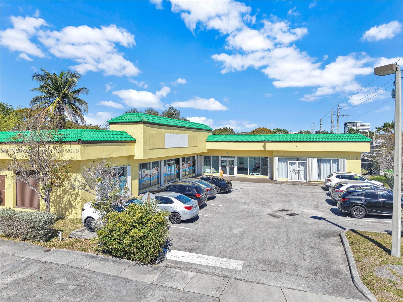   /   кв.футов $ 2026-03-19 0 Фото