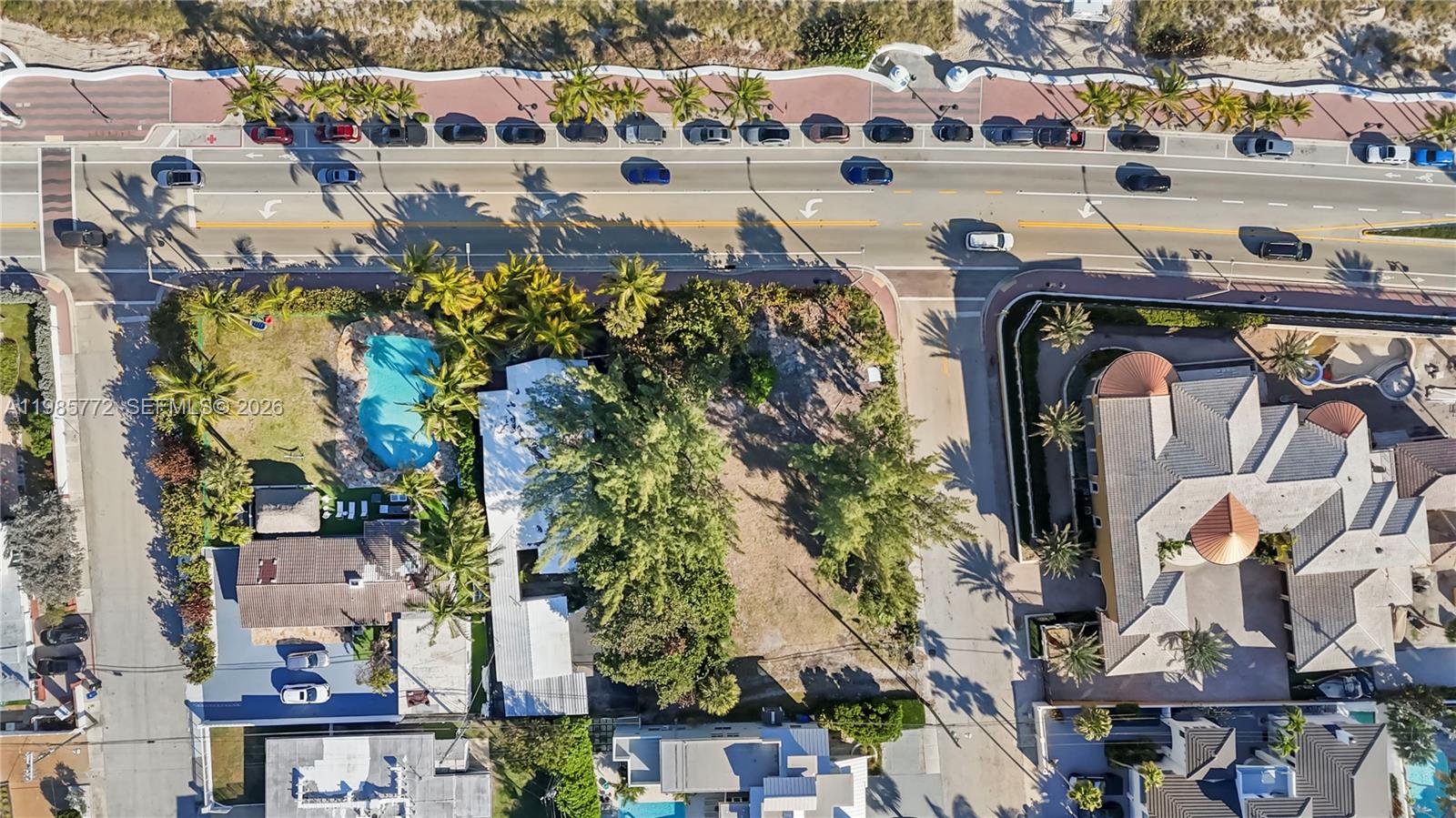   /   кв.футов $ 2026-03-19 0 Фото