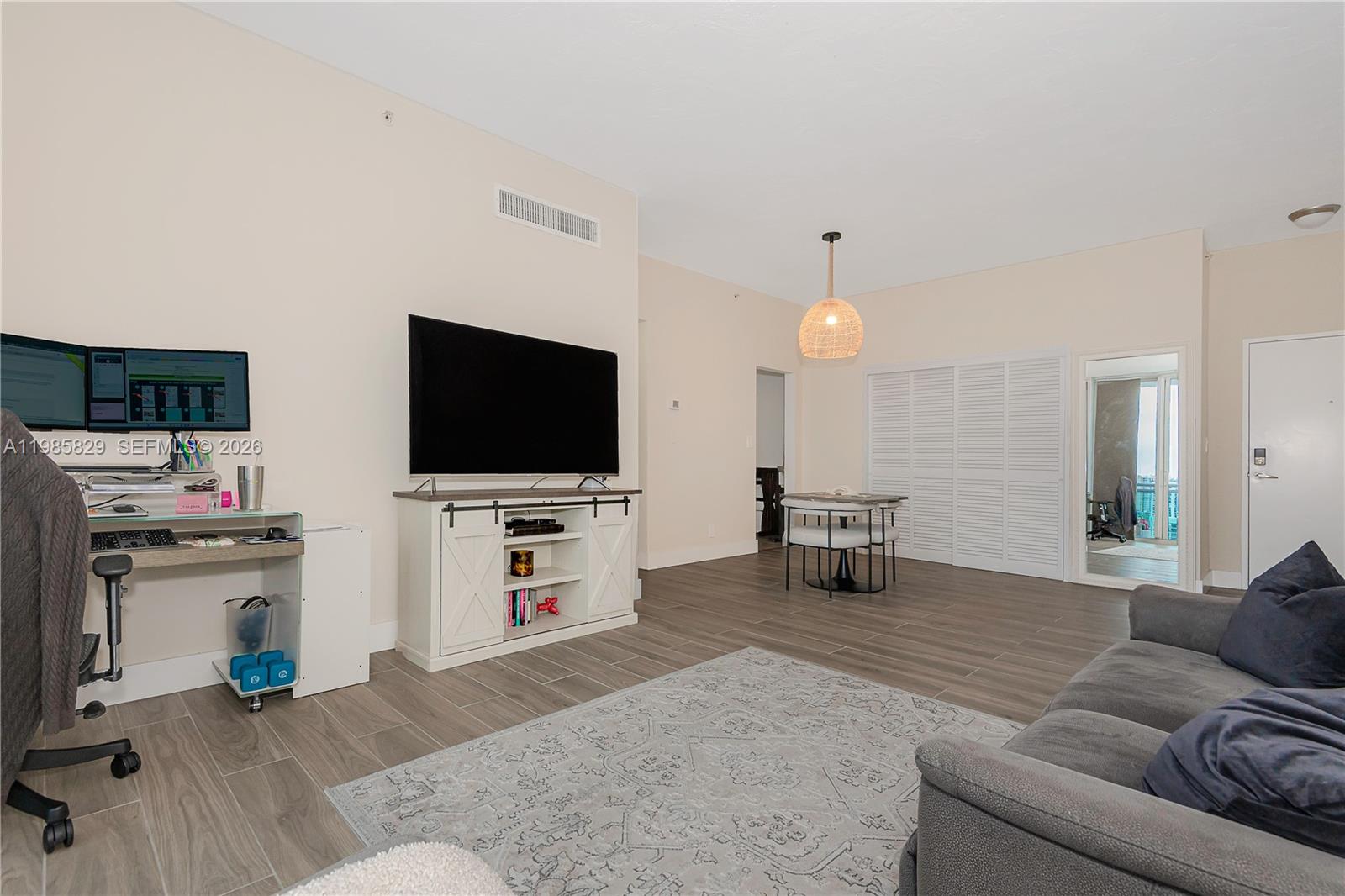 Photo of 3001 Ocean Dr  #1639, Hollywood, Florida, 33019 - 