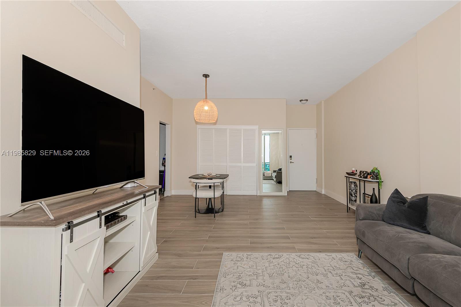 Photo of 3001 Ocean Dr  #1639, Hollywood, Florida, 33019 - 