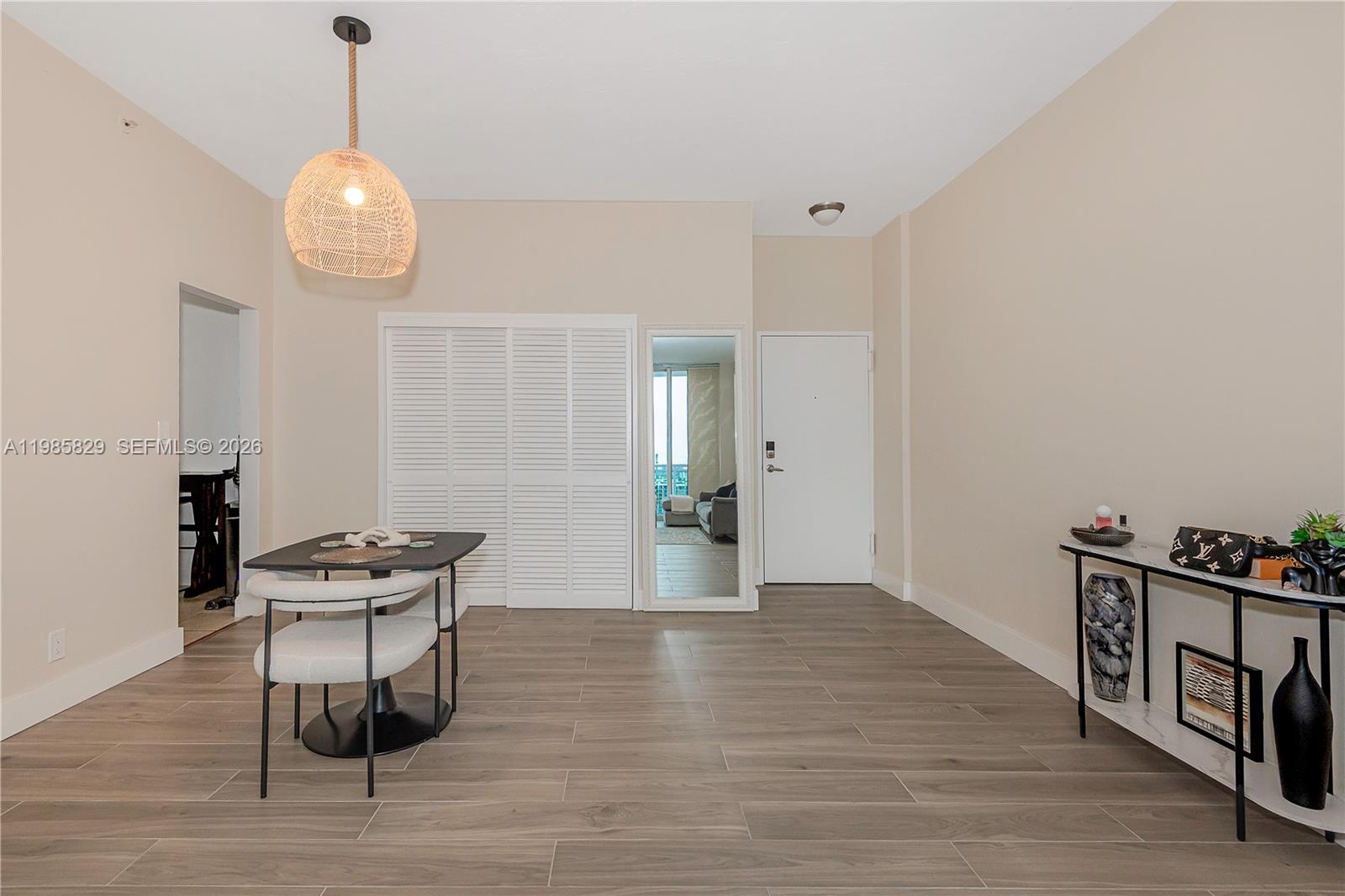 Photo of 3001 Ocean Dr  #1639, Hollywood, Florida, 33019 - 