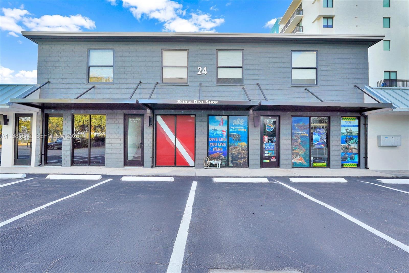   /   sq. ft. $ 2026-03-19 0 foto