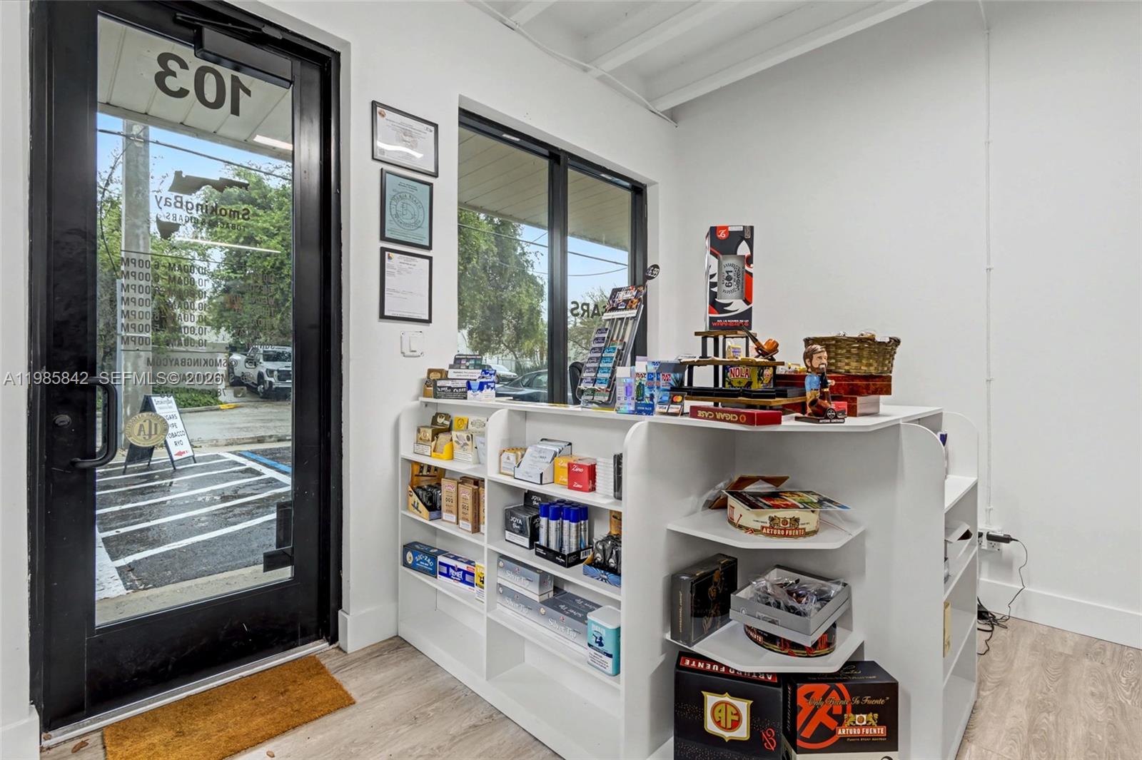   /   sq. ft. $ 2026-03-19 0 foto