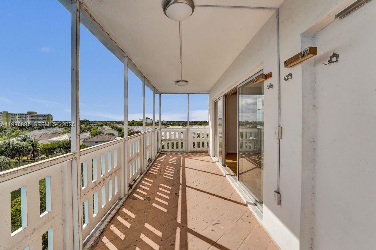 602-4 3 / 3 2200 sq. ft. $ 2026-03-19 0 Photo