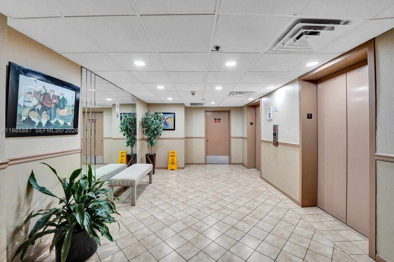 602-4 3 / 3 2200 sq. ft. $ 2026-03-19 0 Photo