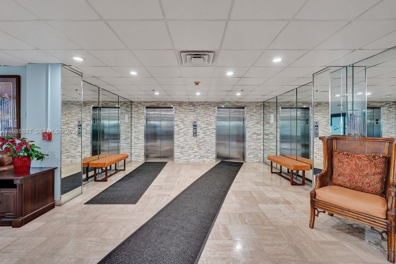 602-4 3 / 3 2200 sq. ft. $ 2026-03-19 0 Photo