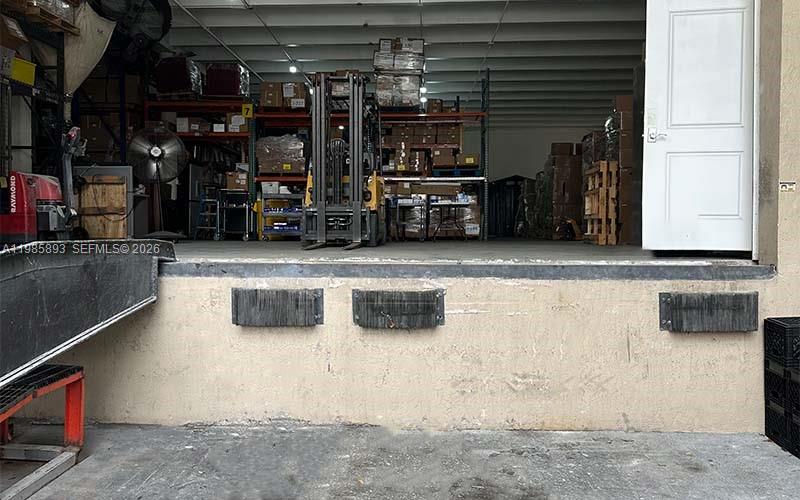 113  /   sq. ft. $ 2026-03-19 0 foto