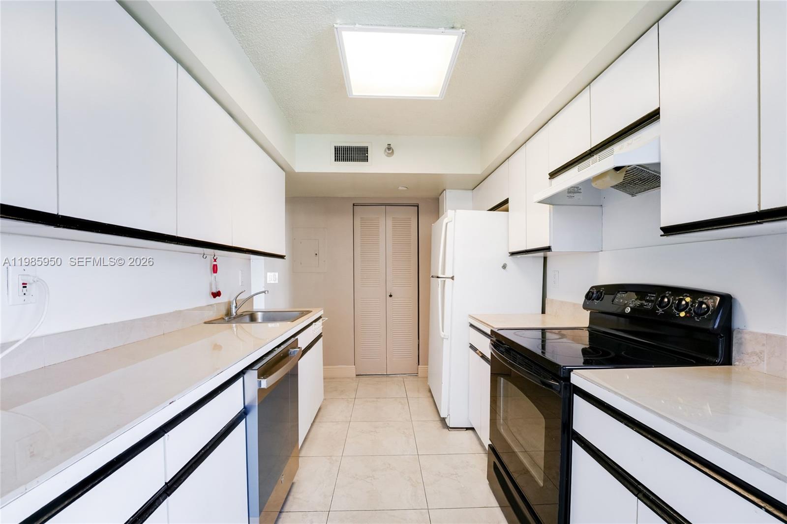 Photo of 19101 36th Ct  #705, Aventura, Florida, 33180 - 