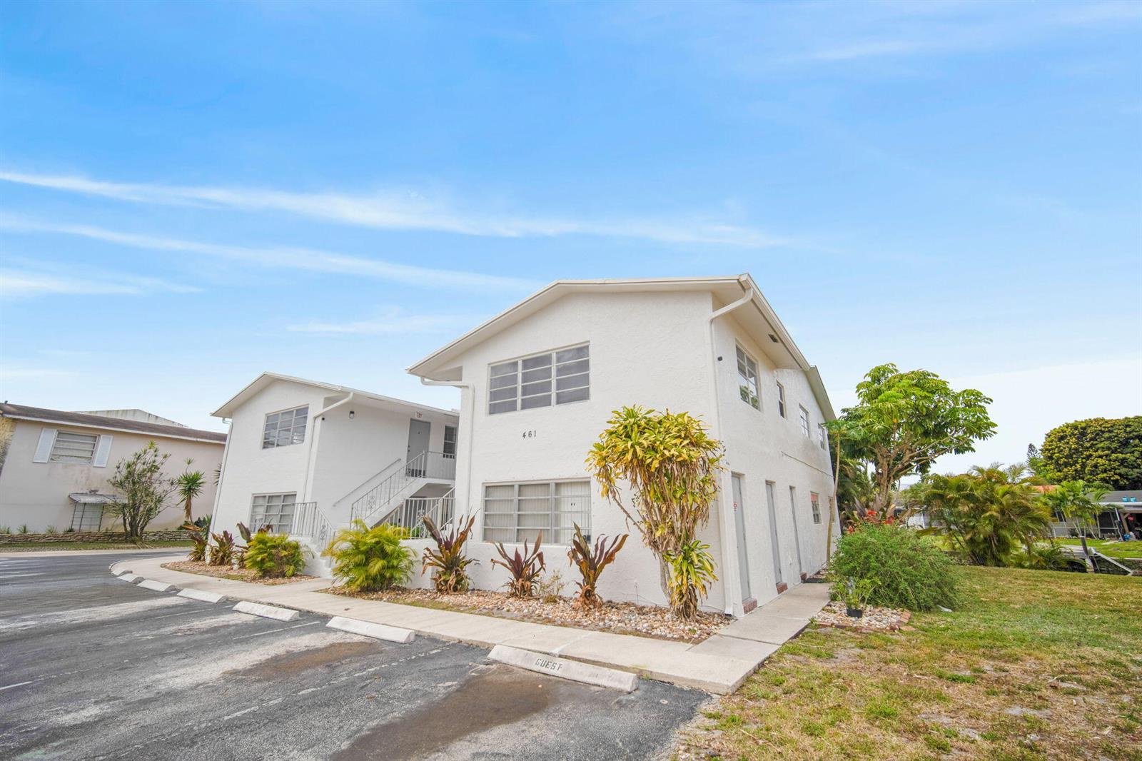 See details 1-6 / 0 sq. ft. $ 2026-06-12 0 Photo