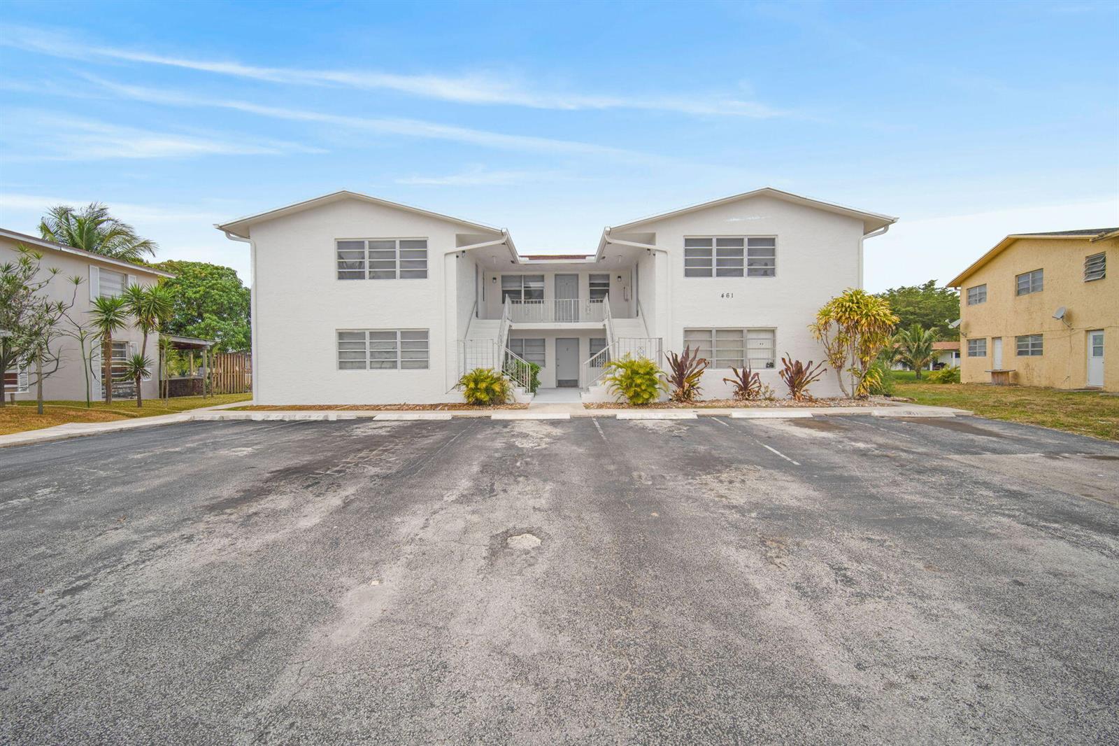 See details 1-6 / 0 sq. ft. $ 2026-06-12 0 Photo