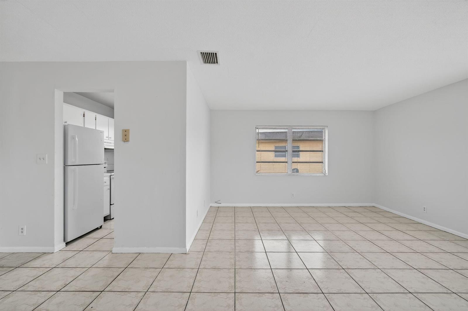 See details 1-6 / 0 sq. ft. $ 2026-06-12 0 Photo