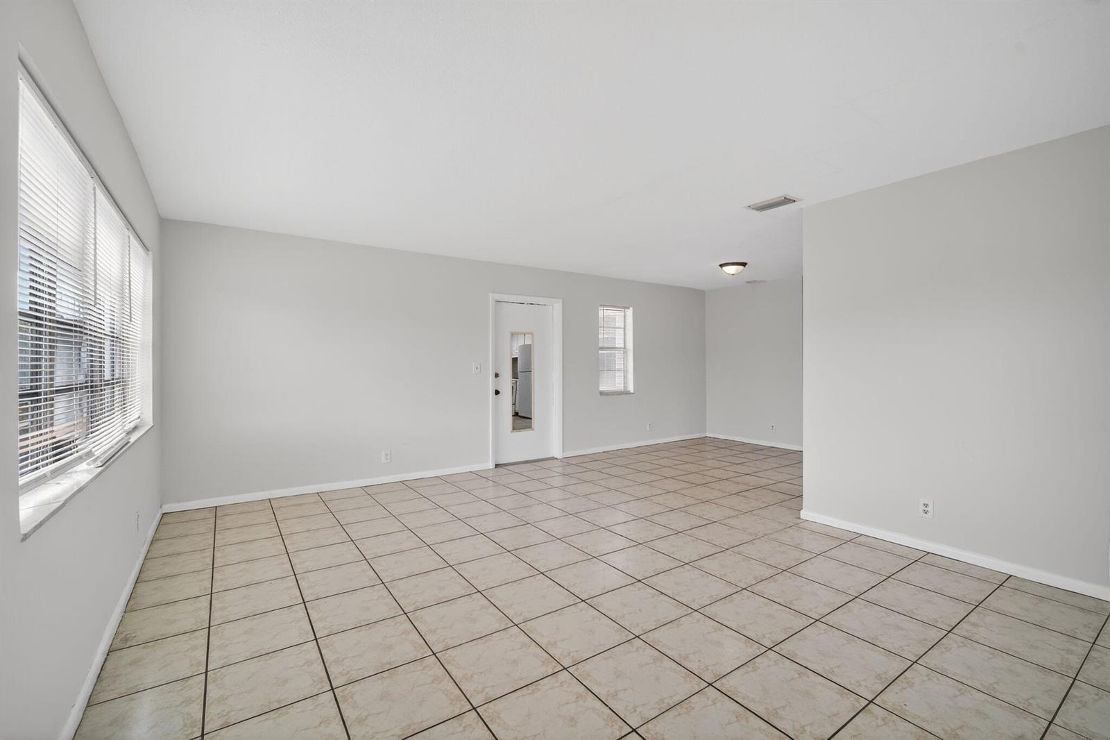 See details 1-6 / 0 sq. ft. $ 2026-06-12 0 Photo