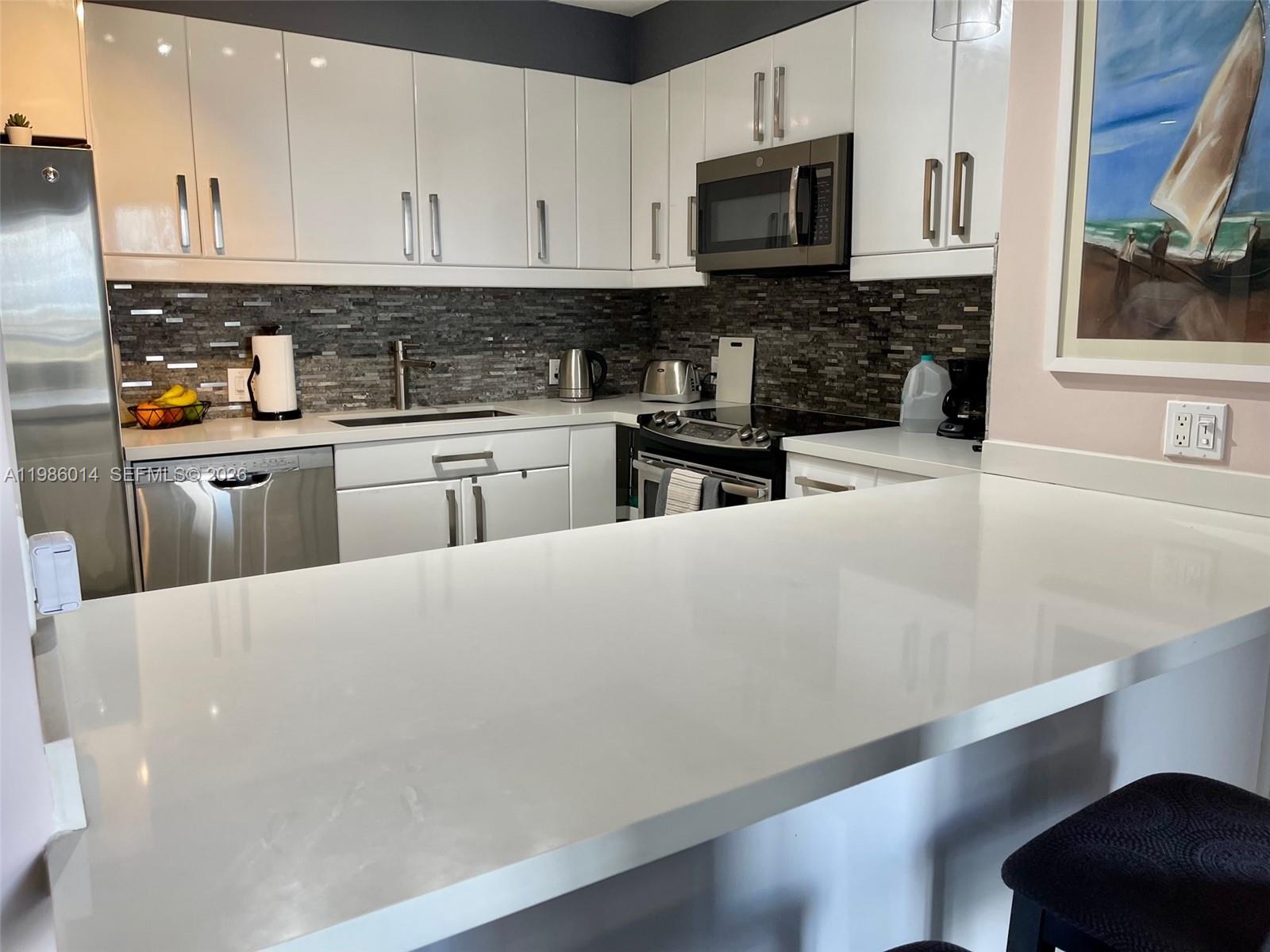 Photo of 20281 Country Club Dr  #2405, Aventura, Florida, 33180 - 