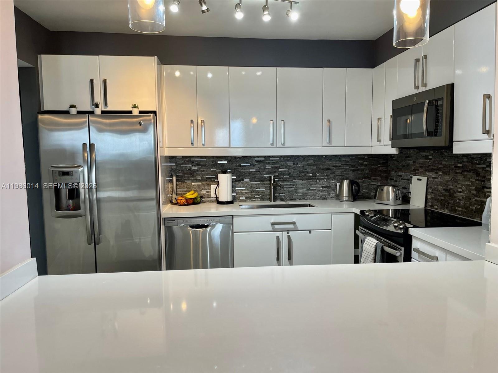 Photo of 20281 Country Club Dr  #2405, Aventura, Florida, 33180 - 