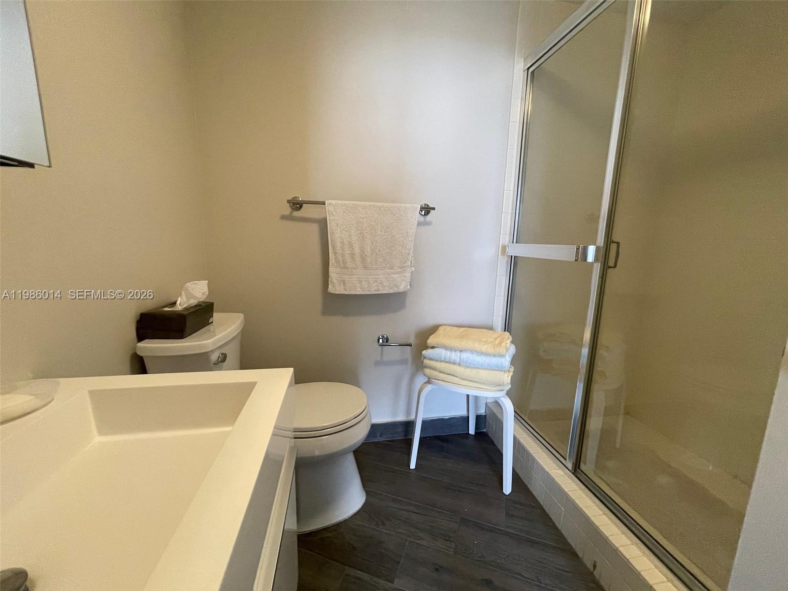 Photo of 20281 Country Club Dr  #2405, Aventura, Florida, 33180 - 